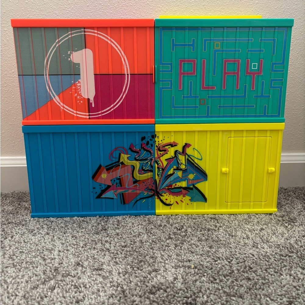 L.O.L. Surprise! Clubhouse Playset